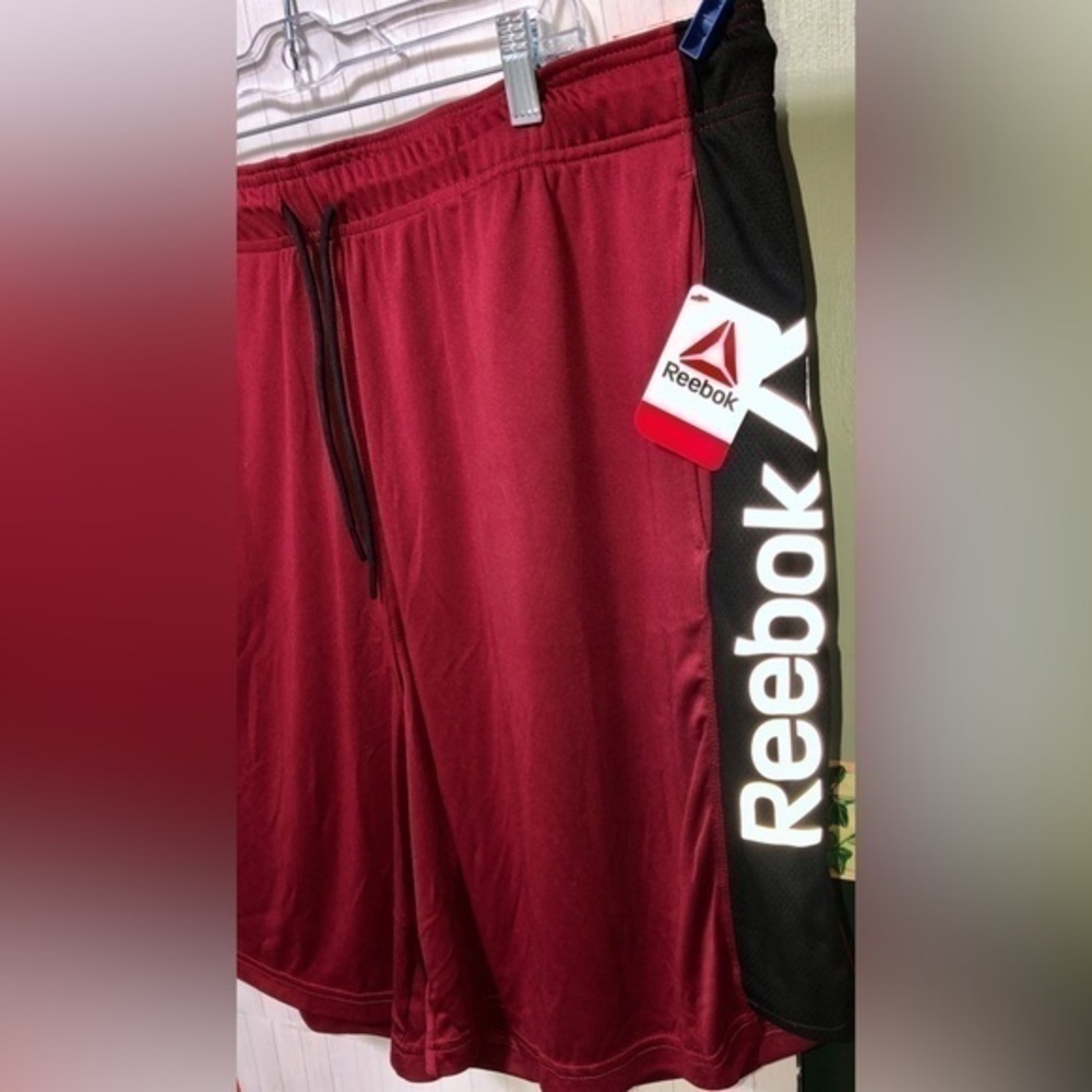 💠Reebok Amped Slim Polyester Garnet Training Basketball Shorts - Picture 7 of 13